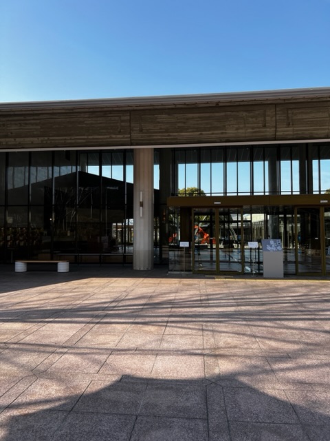 滋賀県立美術館